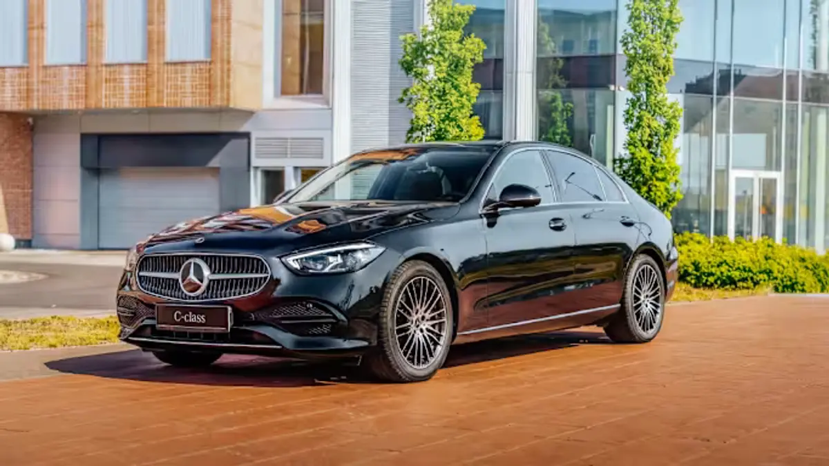 Mercedes-Benz C 180 Jubilee Edition - 42 190 € vietoje 51 522 €
